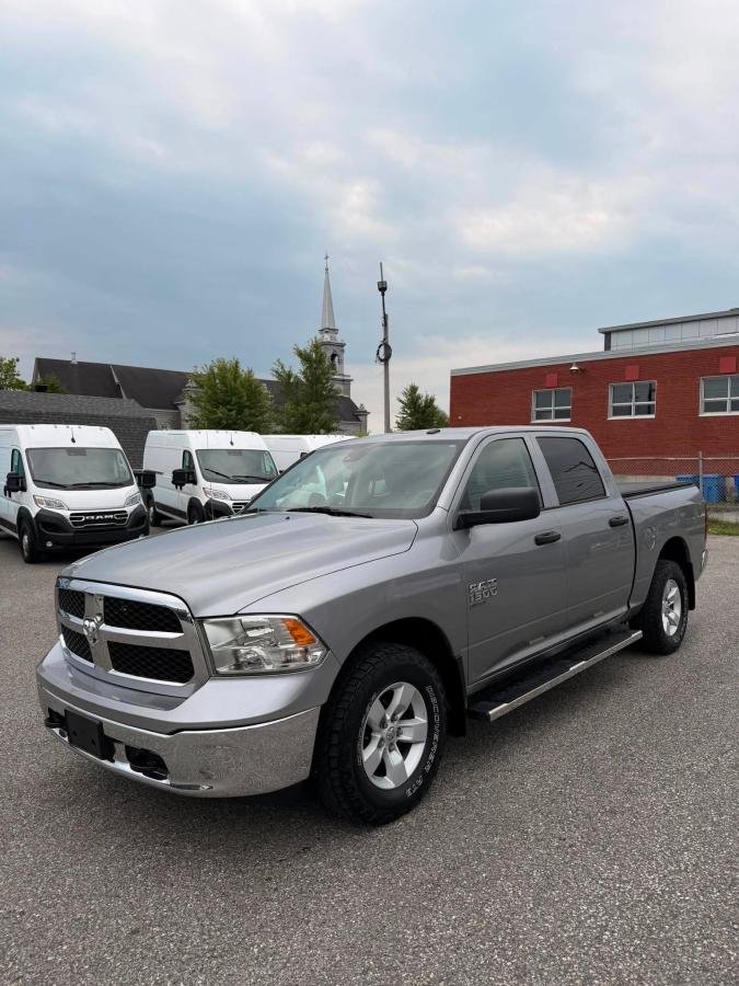 2022 RAM 1500 Classic Grey Lac Mégantic - photo #0