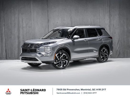 Mitsubishi Outlander LE 2022 Gris