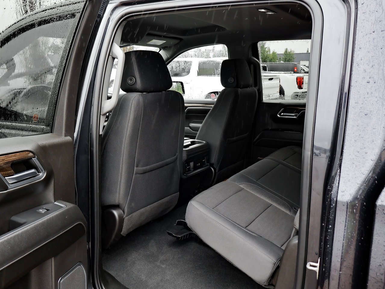 2024 Chevrolet Silverado 1500 4WD Crew Cab 147 RST Black Sherwood Park - photo #26