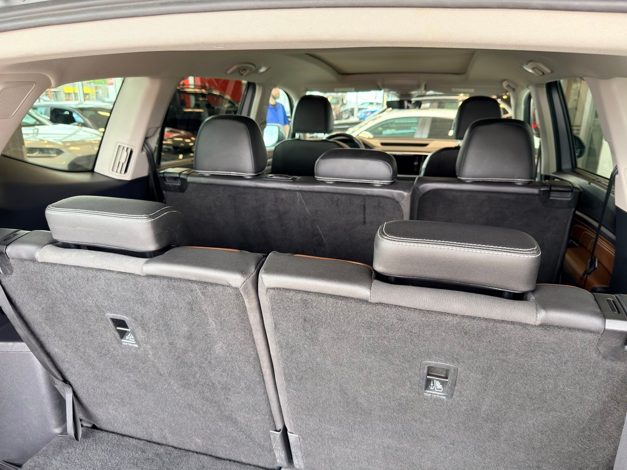 Volkswagen Atlas 2021 Gris Notre-Dame-des-Prairies - photo #13