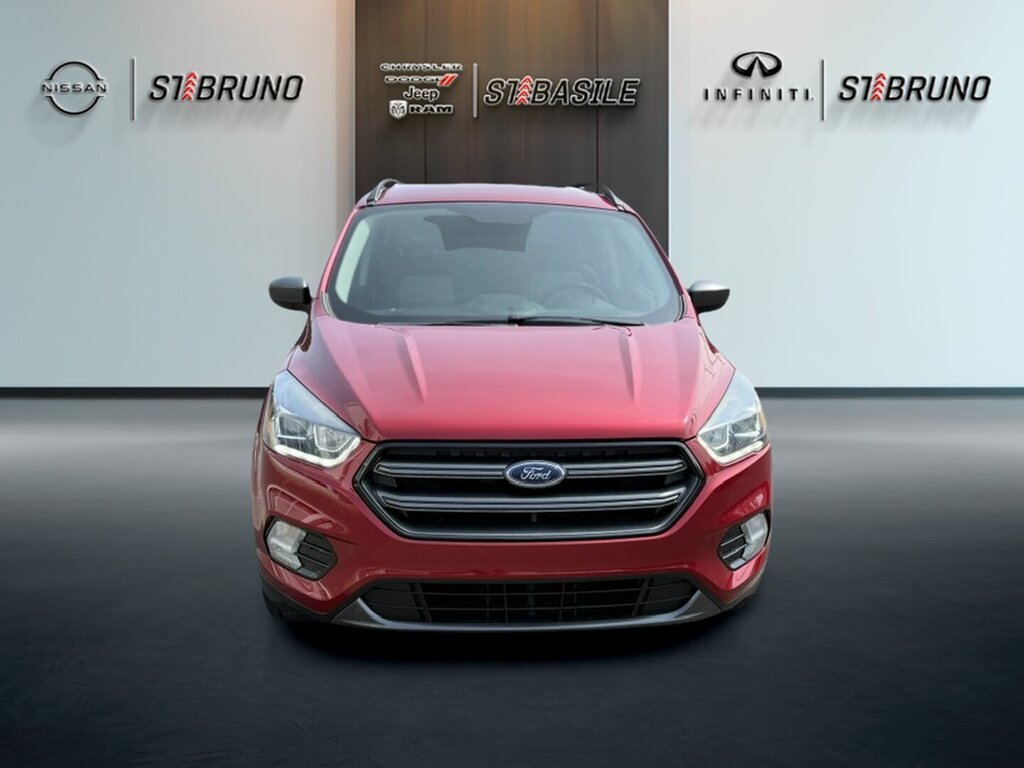 2019 Ford Escape Red Saint-Basile-le-Grand - photo #1