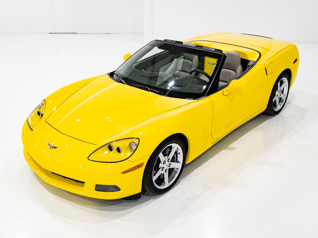 2008 Chevrolet Corvette With only 900km (563mi) From new with window sticker Yellow Kirkland - photo #15