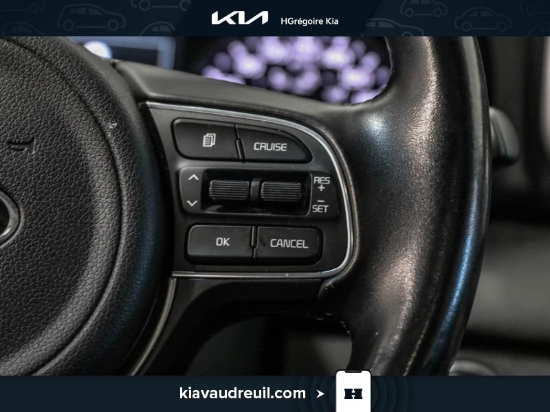 2018 Kia Sportage White Laval - photo #16