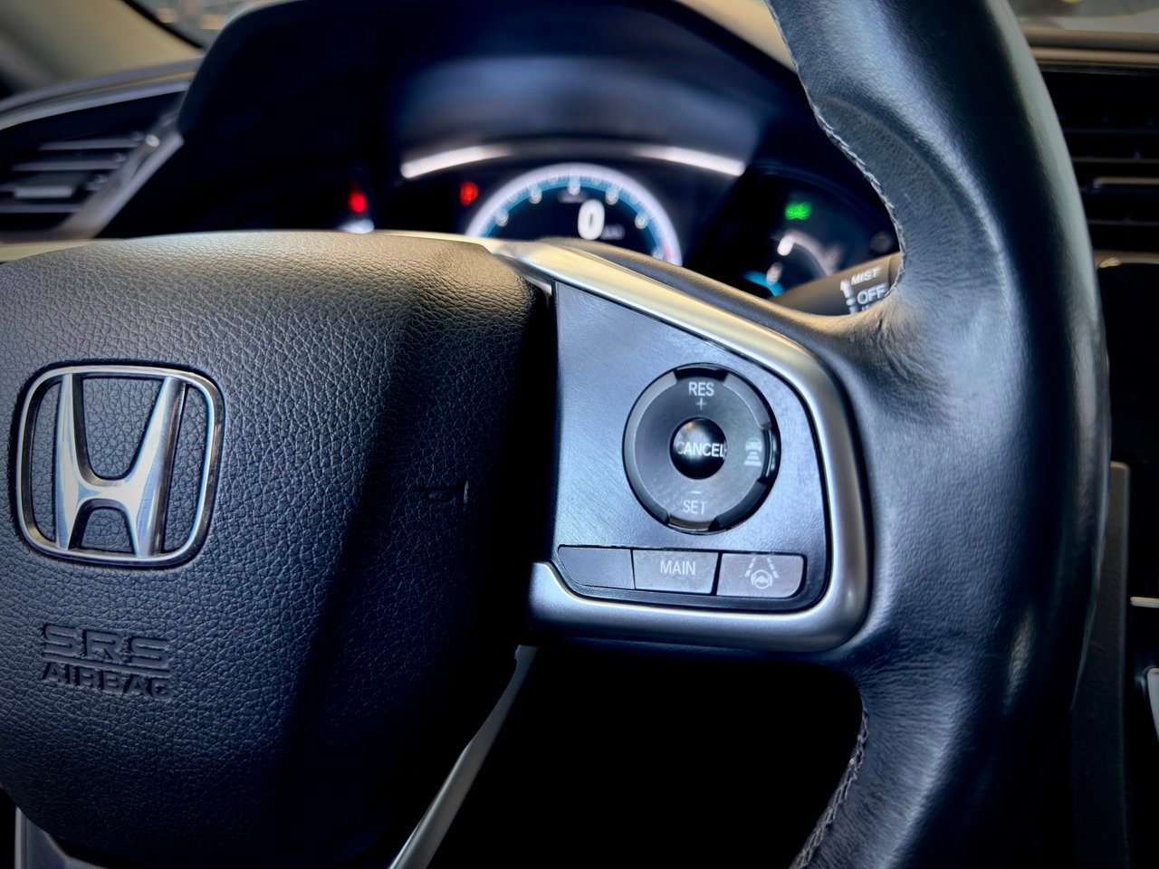 2018 Honda Civic Sedan White Notre-Dame-des-Prairies - photo #22