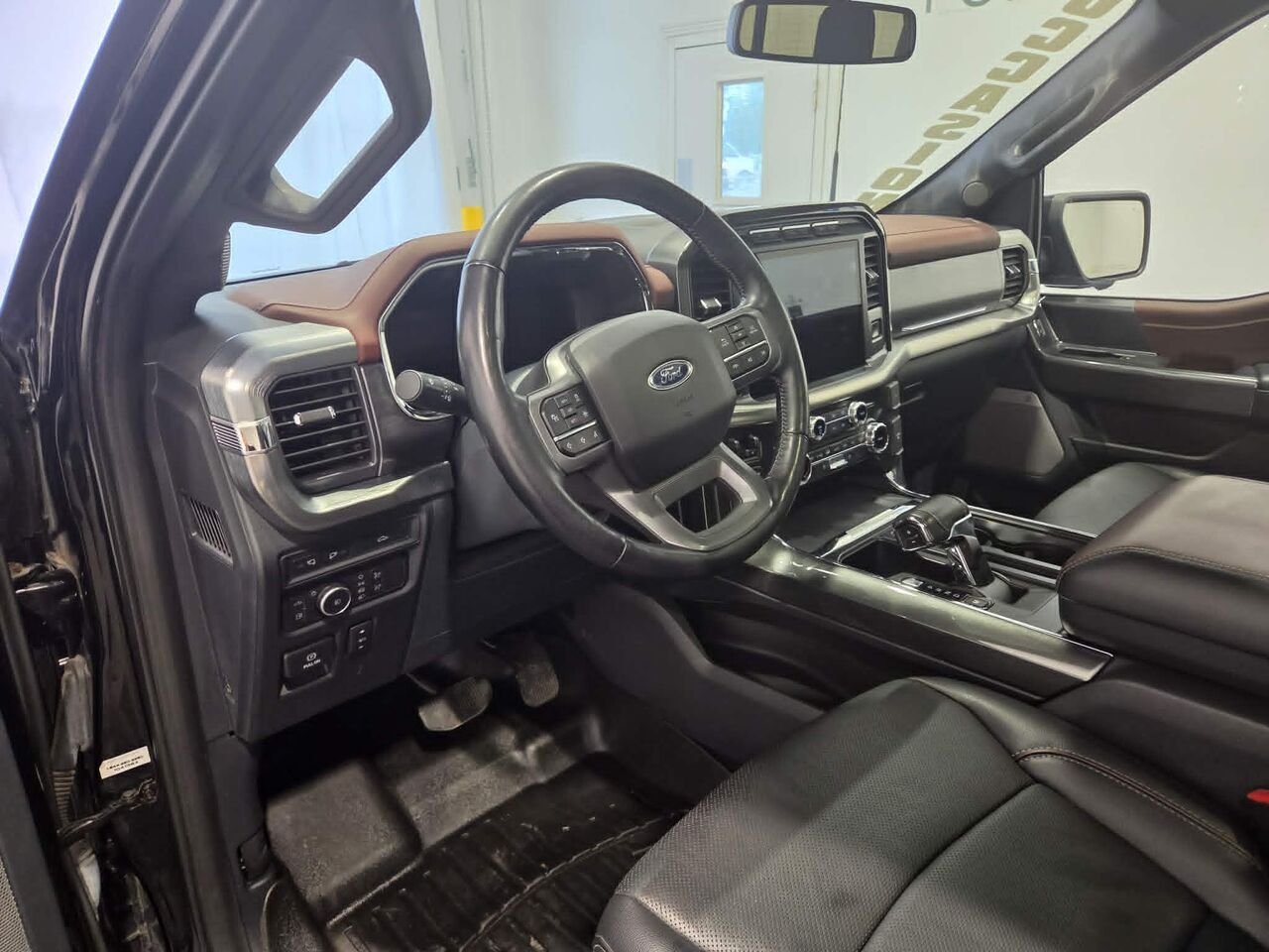 Ford F-150 SUPERCREW LARIAT F150 SUPERCREW LARIAT 2022 Noir Châteauguay - photo #8