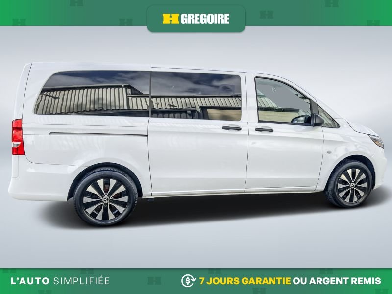 2022 Mercedes Benz Metris Blue Blainville - photo #10