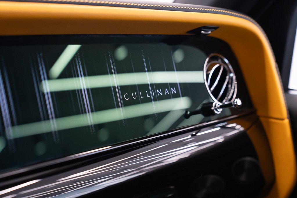 2025 Rolls-Royce Cullinan Black Kirkland - photo #13