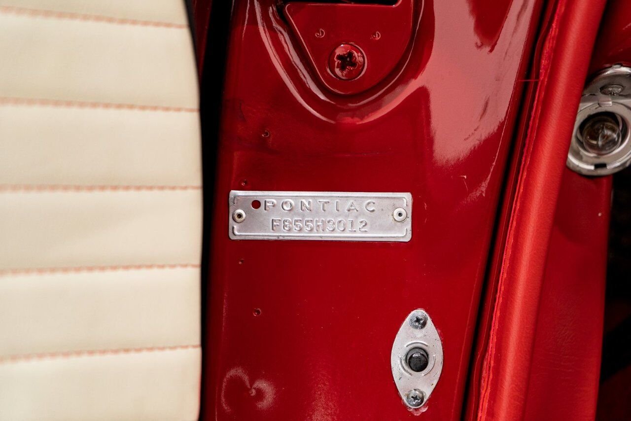 Pontiac Starchief **PRIX EN USD** Beautifully presented from former restoration 1955 Blanc Montréal - photo #73