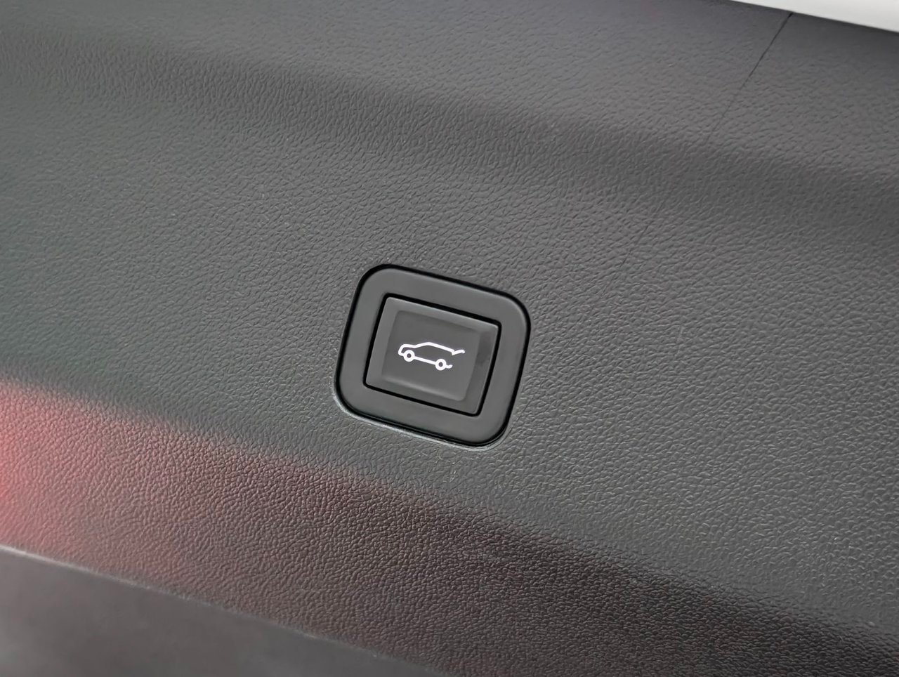 2023 Chevrolet Tahoe RST Saint-Eustache - photo #17