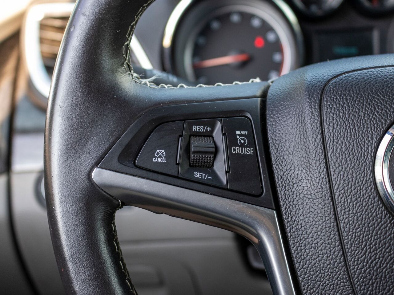 2014 Buick Encore AWD 4dr Grey Châteauguay - photo #11