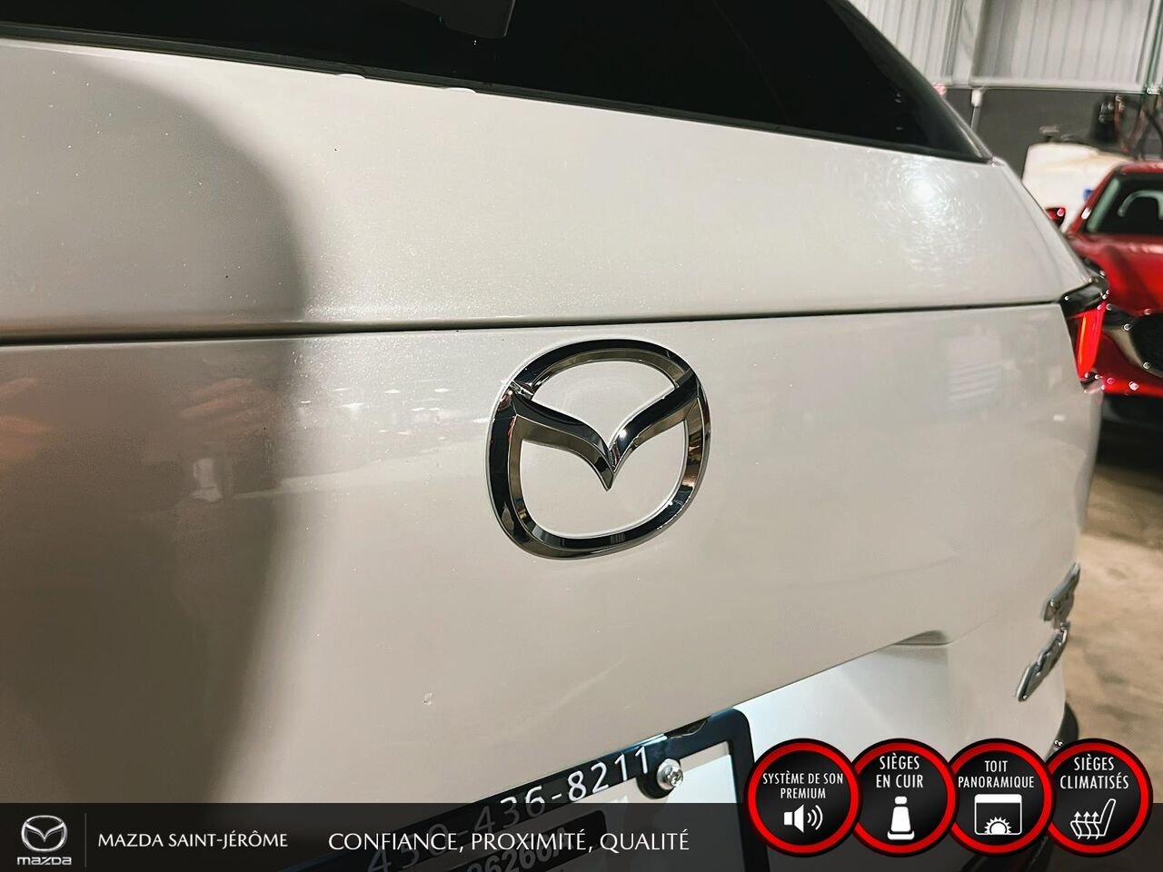 2023 Mazda CX-50 GT avec moteur turbo | TOIT PANORAMIQUE | ENSEMBLE DE REMORQUAGE | CUIR | AWD White Saint-Jérôme - photo #7