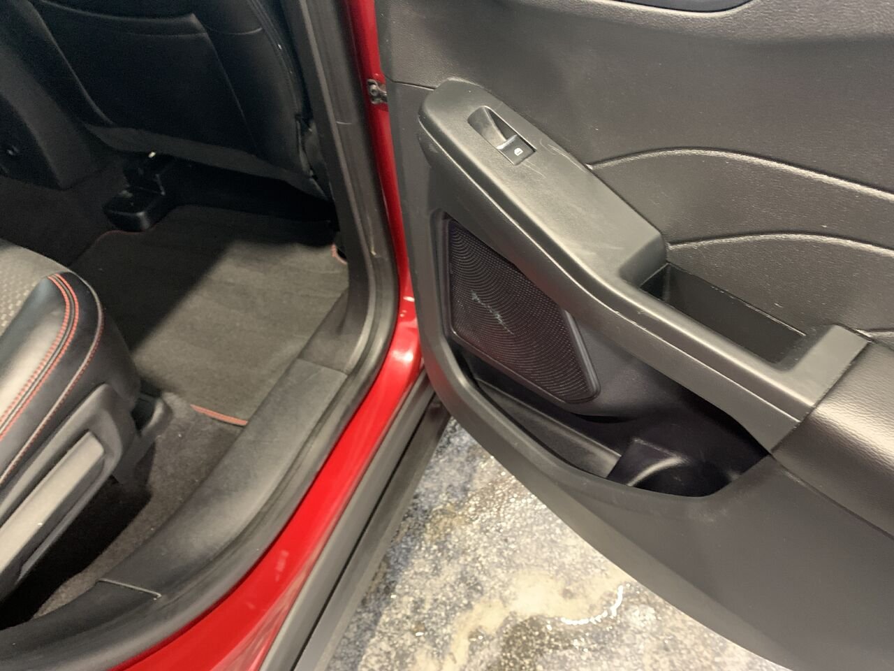 2023 Ford Escape ESCAPE ST-LINE HYBRIDE AWD Red Châteauguay - photo #15