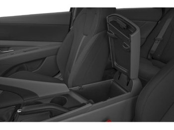 Hyundai Elantra Essential