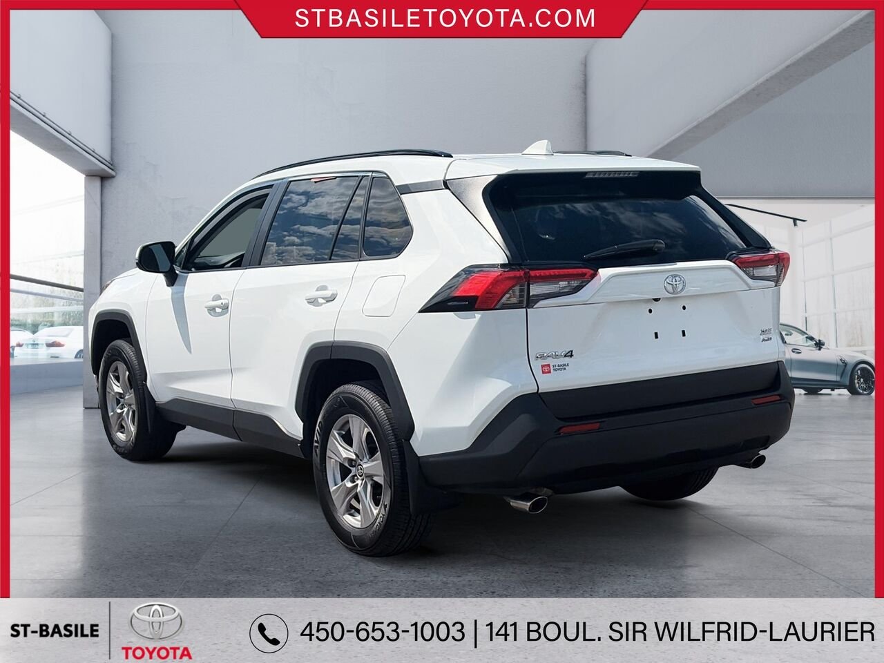 2025 Toyota RAV4 White Saint-Basile-le-Grand - photo #6