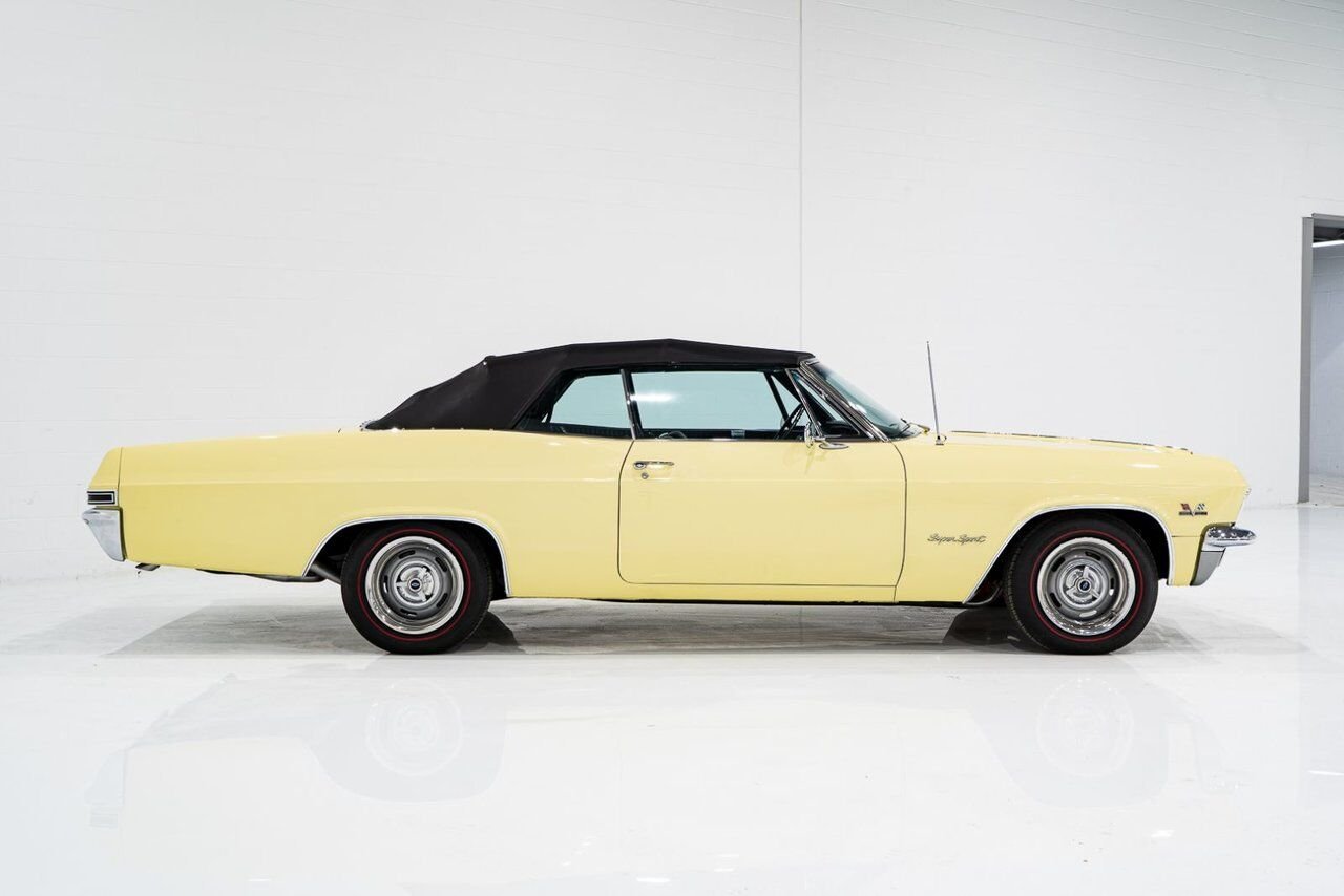 1965 Chevrolet Impala SS *PRIX EN USD* 396/325HP 4spd frame off restoration Yellow Montreal - photo #56