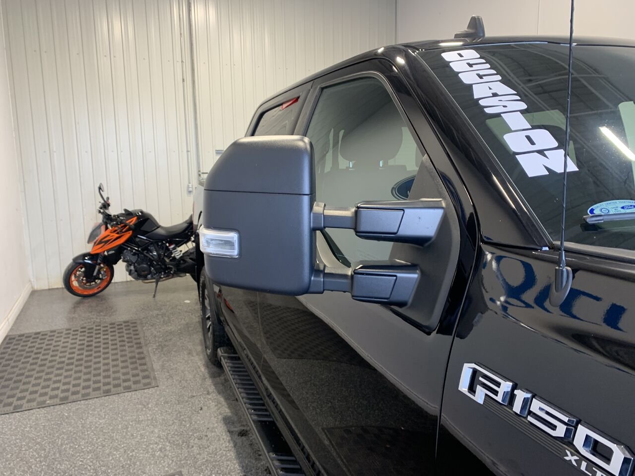 Ford F-150 XLT, SPORT, 302A, 2.7L, NAV, 145 WB 2019 Noir Châteauguay - photo #4