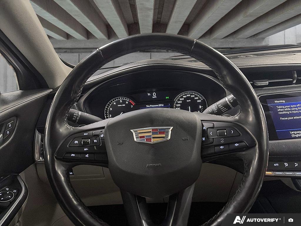 2019 Cadillac XT4 2602026A | AWD Luxury Red Edmonton - photo #13