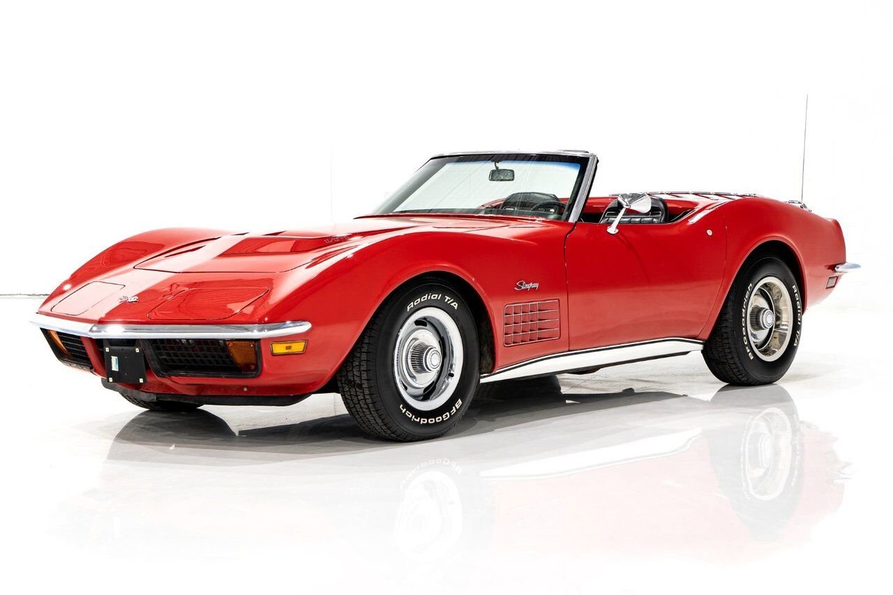 Chevrolet Corvette *PRIX EN USD* Matching# LT1 350/330HP 1971 Rouge Montréal - photo #0