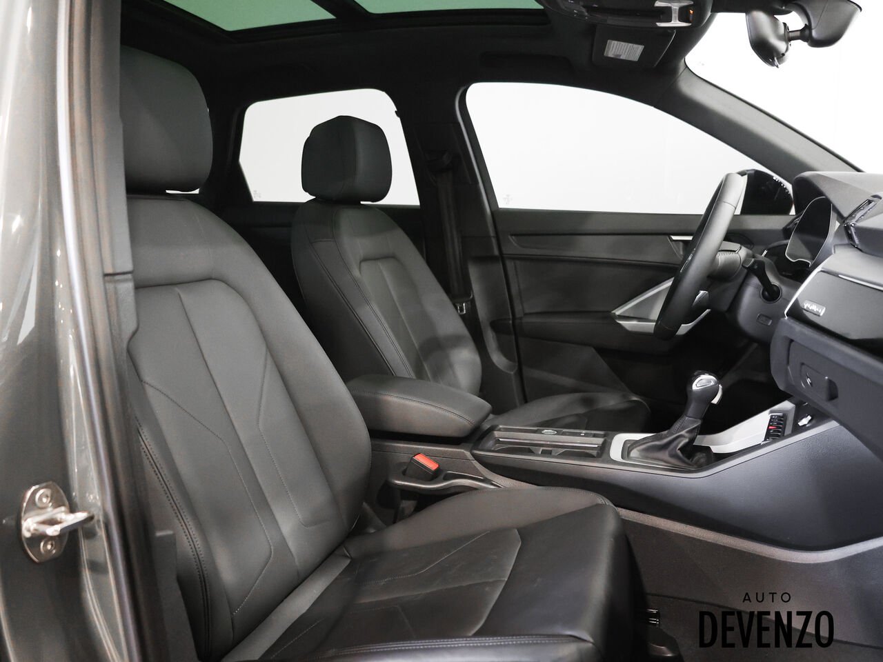 2025 Audi Q3 Grey Saint-Eustache - photo #7