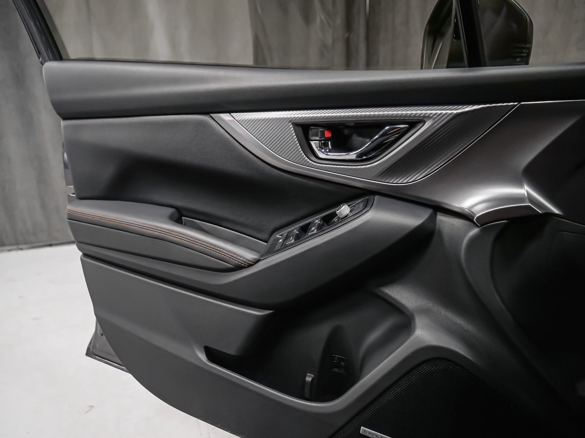 2021 Subaru Crosstrek LIMITED Grey Montreal - photo #8