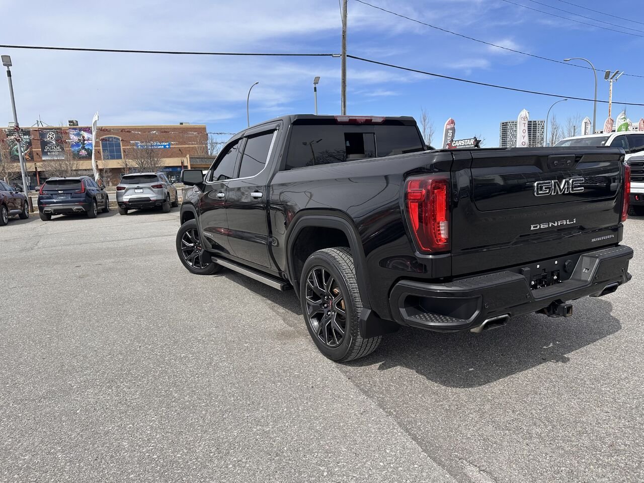 GMC SIERRA K1500 DENALI Denali cabine multiplace 4RM 147 po 2023 Noir Ottawa & Gatineau - photo #21