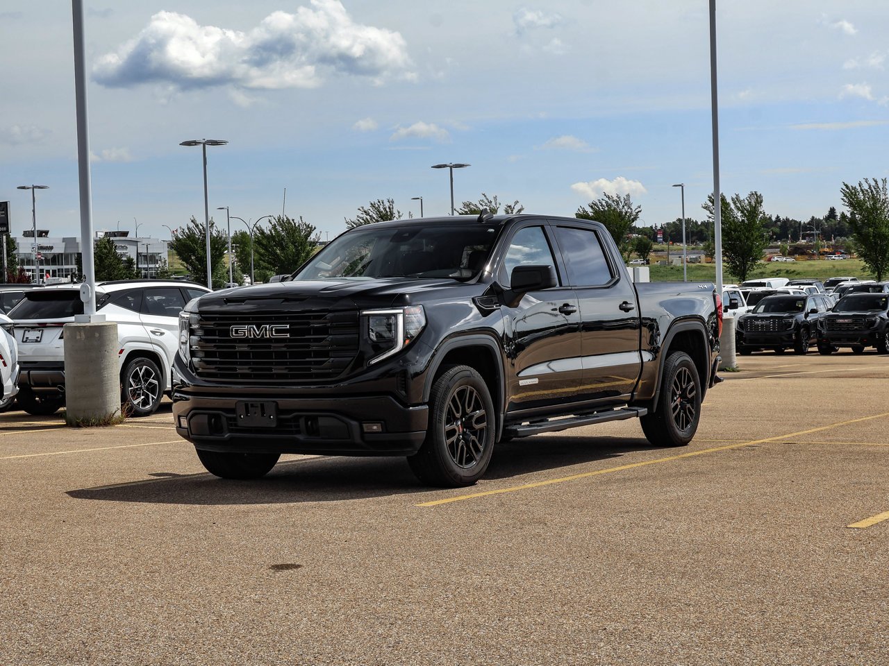 2024 GMC Sierra 1500 4WD Crew Cab 147 Elevation Black Sherwood Park - photo #3