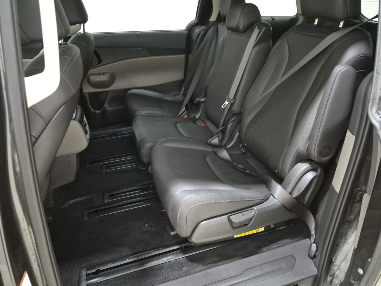 Kia Carnival EX KIA CARNIVAL EX FWD 2026 Gris Châteauguay - photo #4