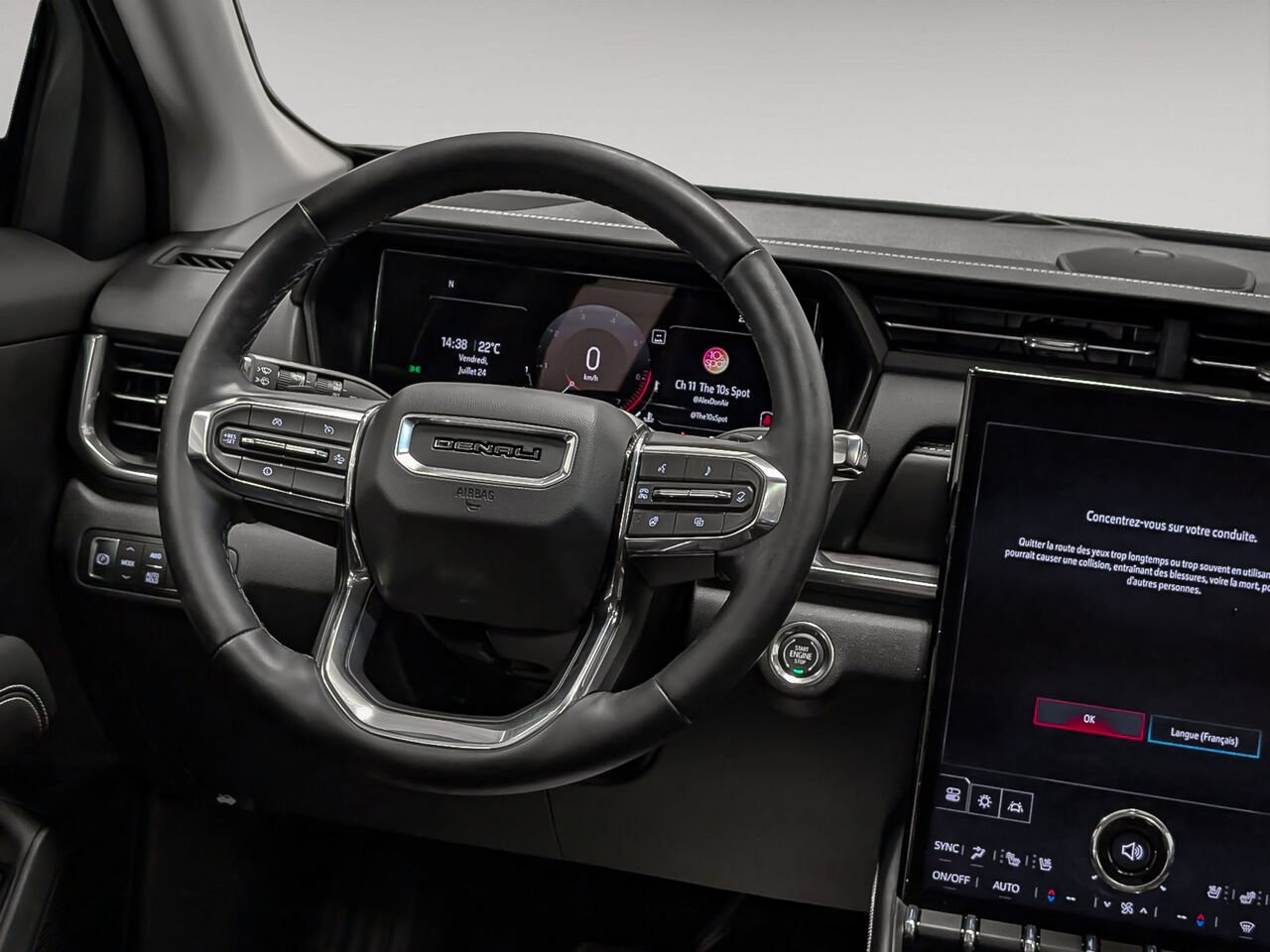 2026 GMC Terrain AWD Denali Toit Pano Black Sherbrooke - photo #11