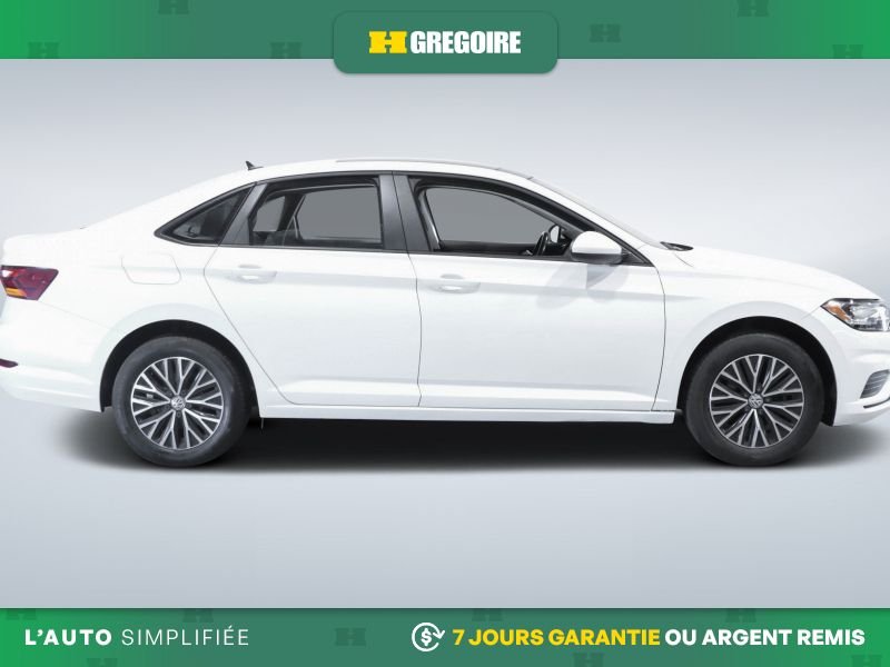 2019 Volkswagen Jetta White Laval - photo #10