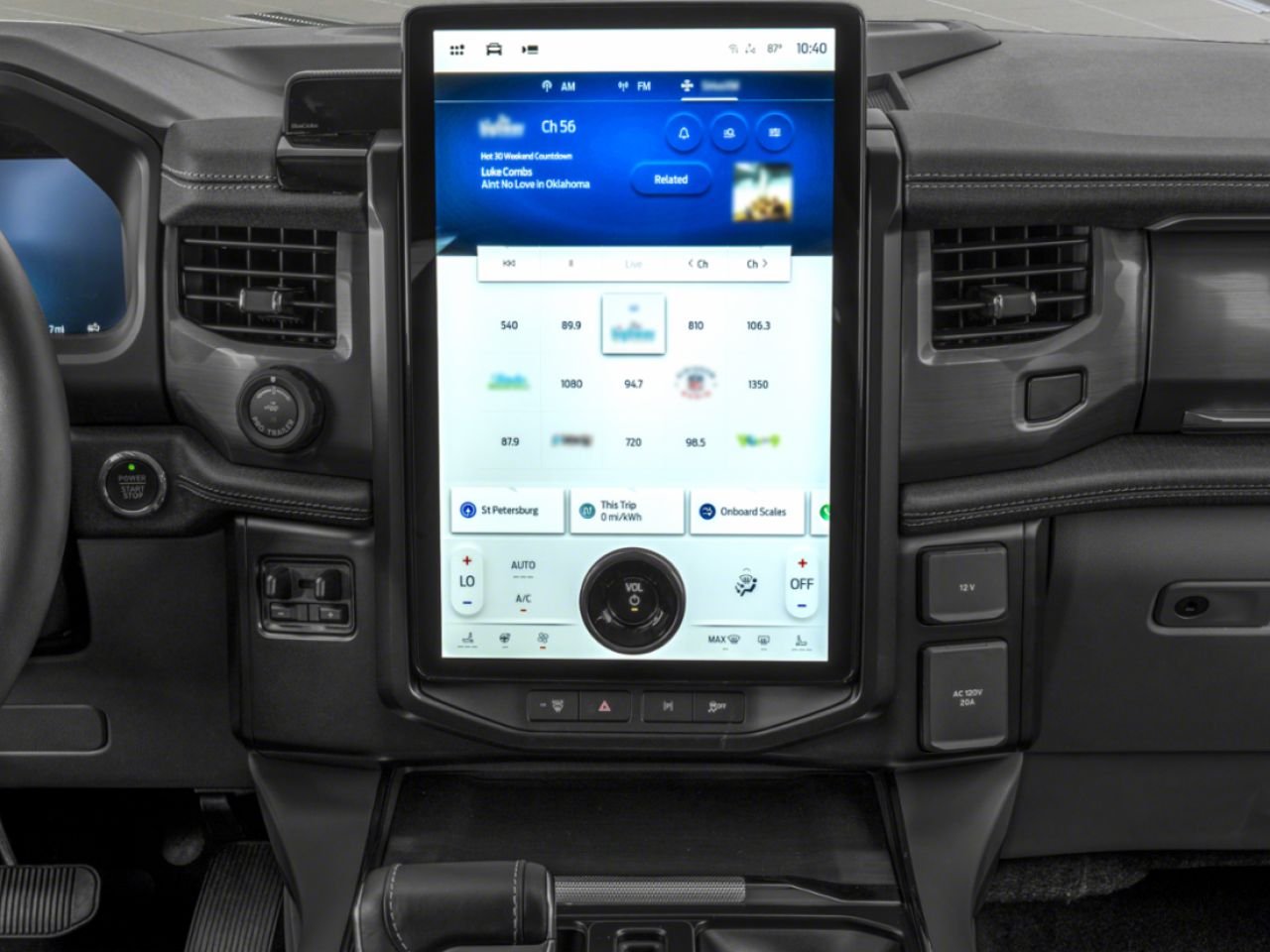 Ford F-150 LIGHTNING 2025 Repentigny - photo #7