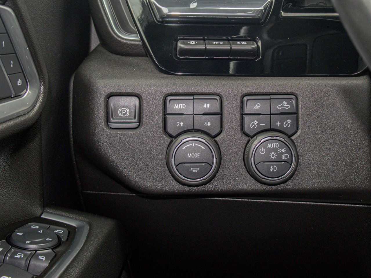 2024 Chevrolet Silverado 3500HD 4WD Crew Cab 159 LTZ Grey Sherwood Park - photo #22