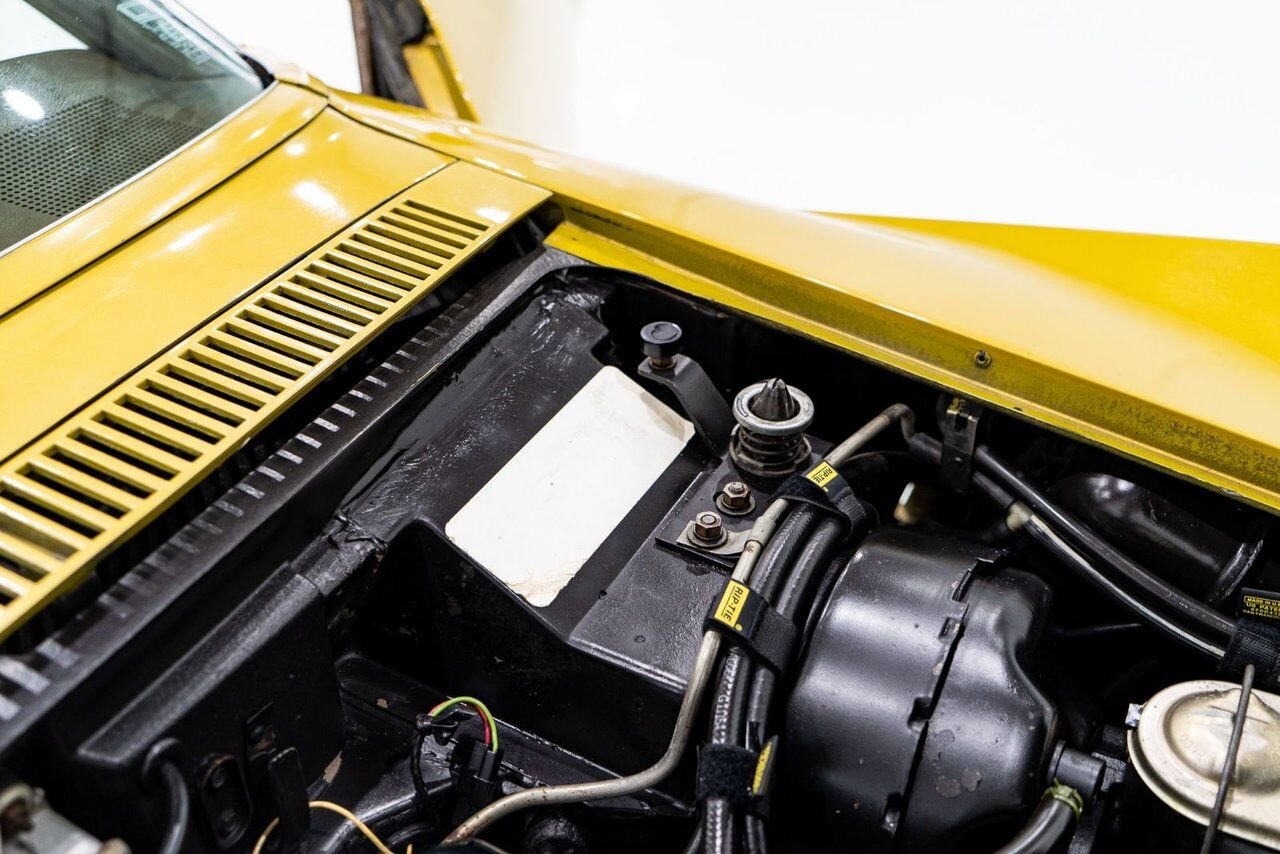 1972 Chevrolet Corvette Unrestored matching# LT1 with documented 103,454km(64,283mi) | PRIX EN USD Gold Montreal - photo #20