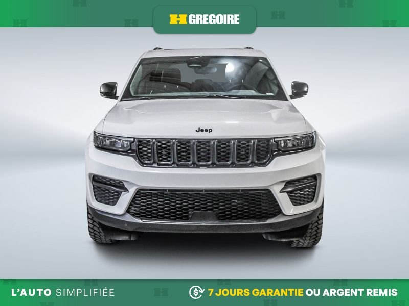 Jeep Grand Cherokee 2023 Blanc Blainville - photo #1