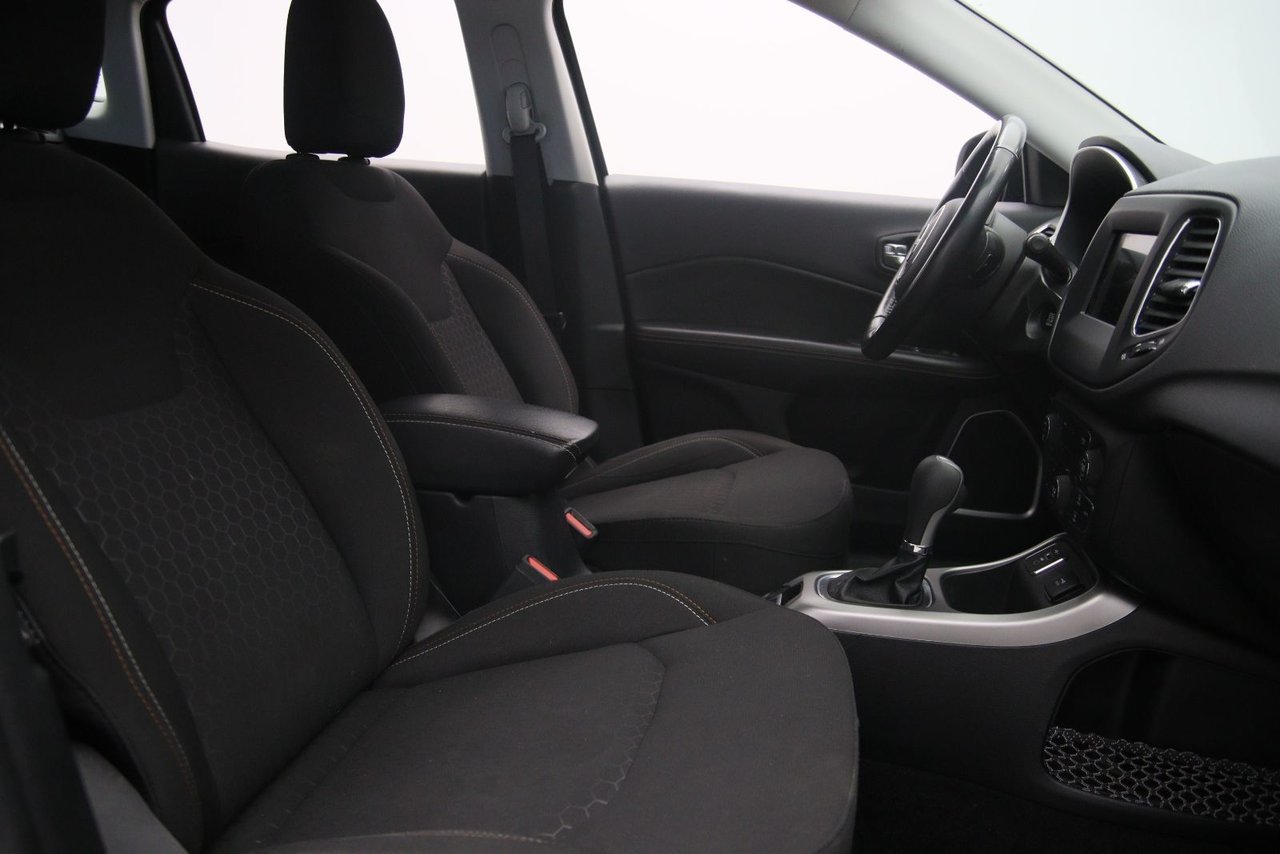 Jeep Compass NIV 3C4NJCAB3LT114859 2020 Noir Baie-Comeau - photo #16