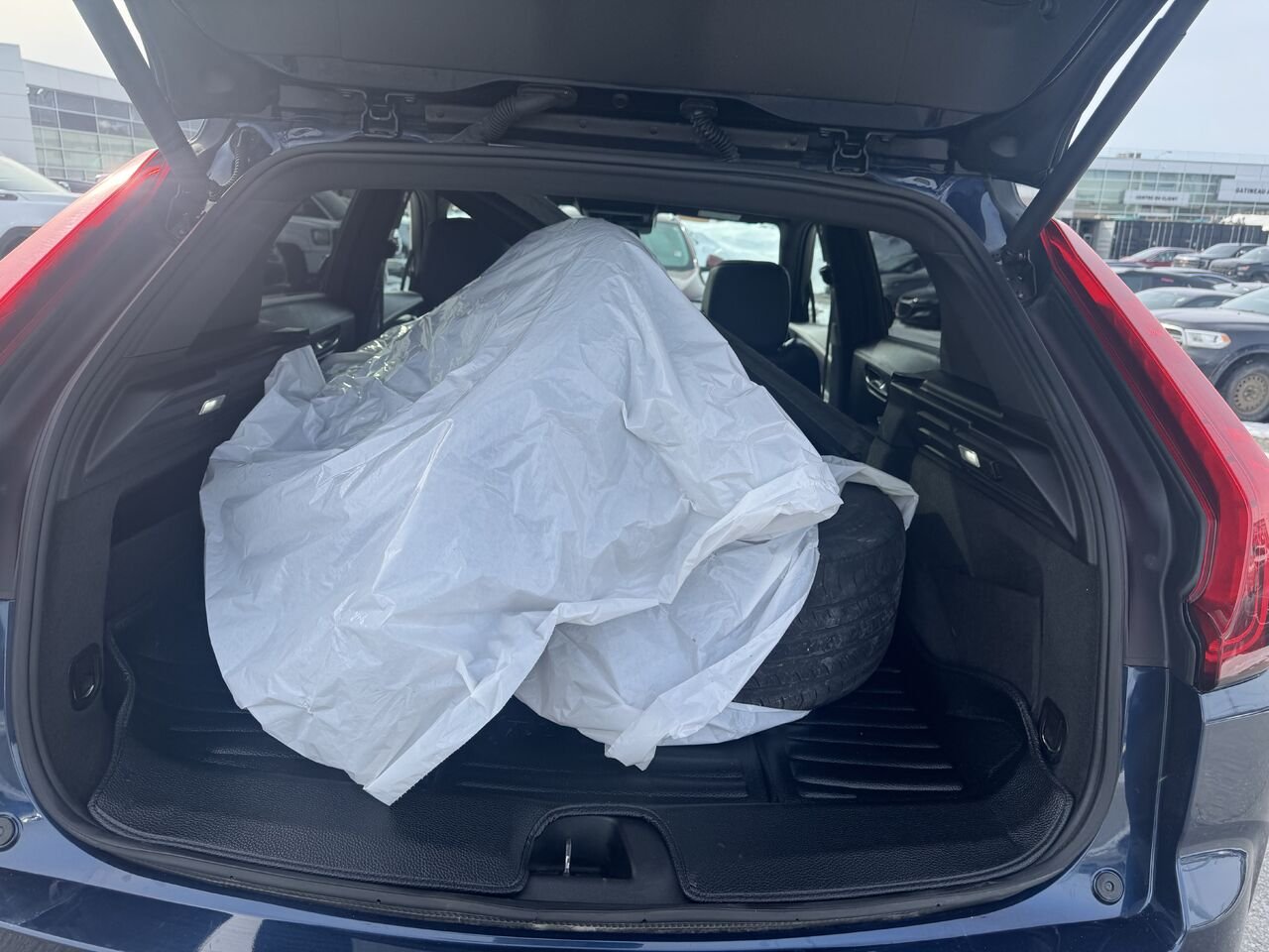 CADILLAC XT4 PREMIUM LUXURY Haut de gamme Luxe 4 portes TI 2021 Bleu Ottawa & Gatineau - photo #26