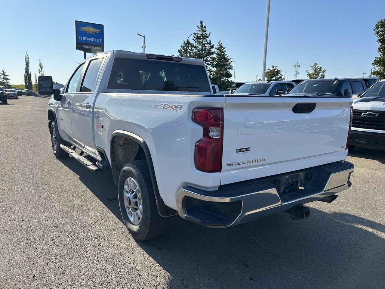 2025 Chevrolet Silverado 2500HD 4WD Crew Cab 159 LT White Sherwood Park - photo #3