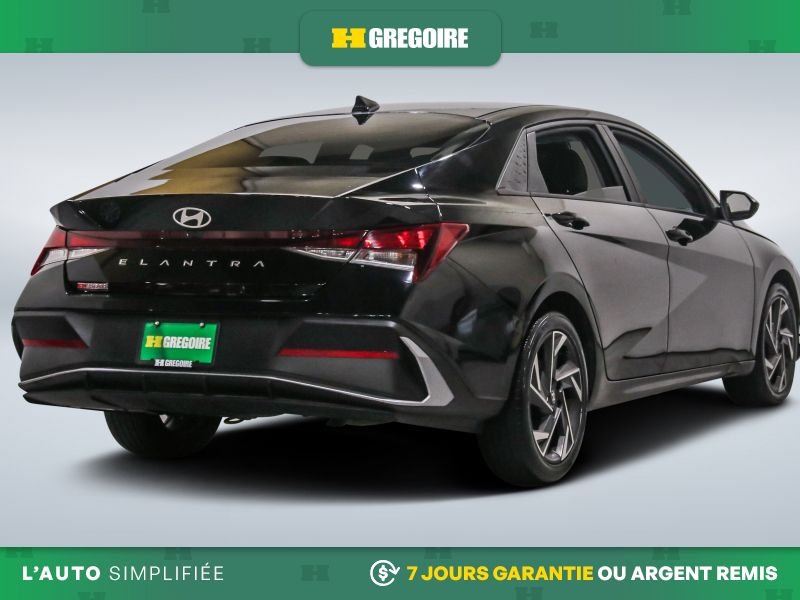 2024 Hyundai Elantra Black Blainville - photo #8