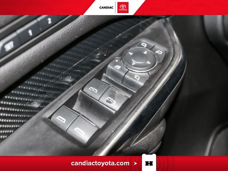 Cadillac XT4 2019 Bleu Blainville - photo #18