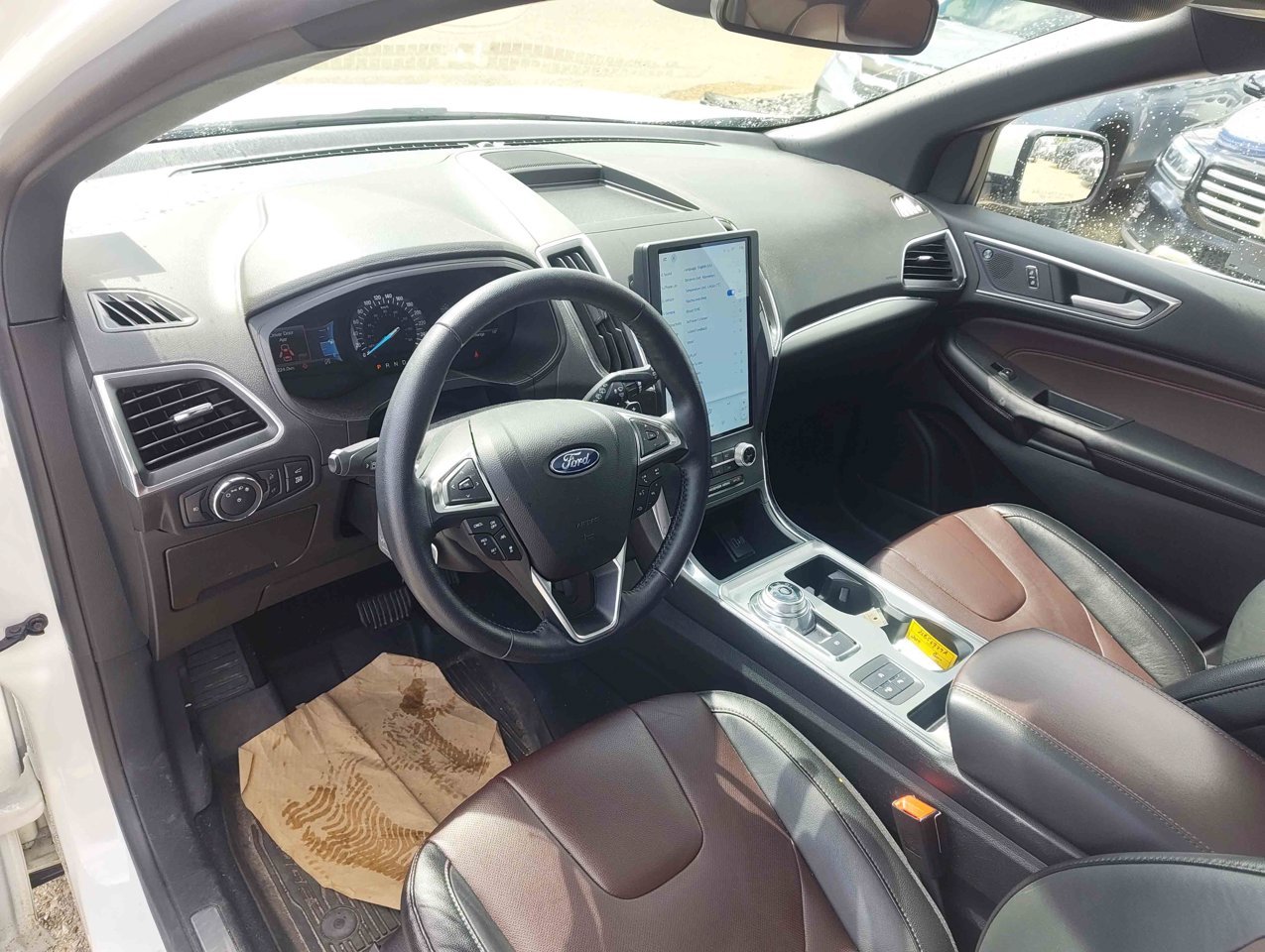 2022 Ford Edge Titanium AWD White Sherwood Park - photo #6