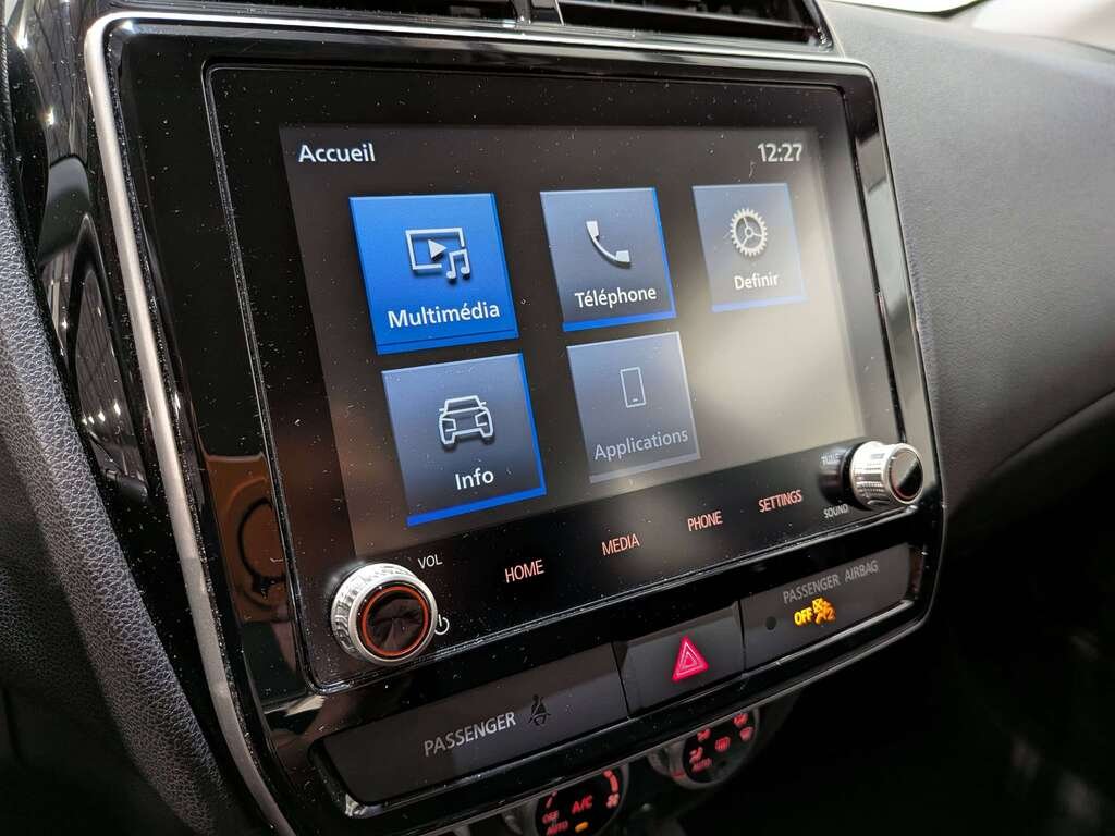 2023 Mitsubishi RVR ES FWD White Val-David - photo #21