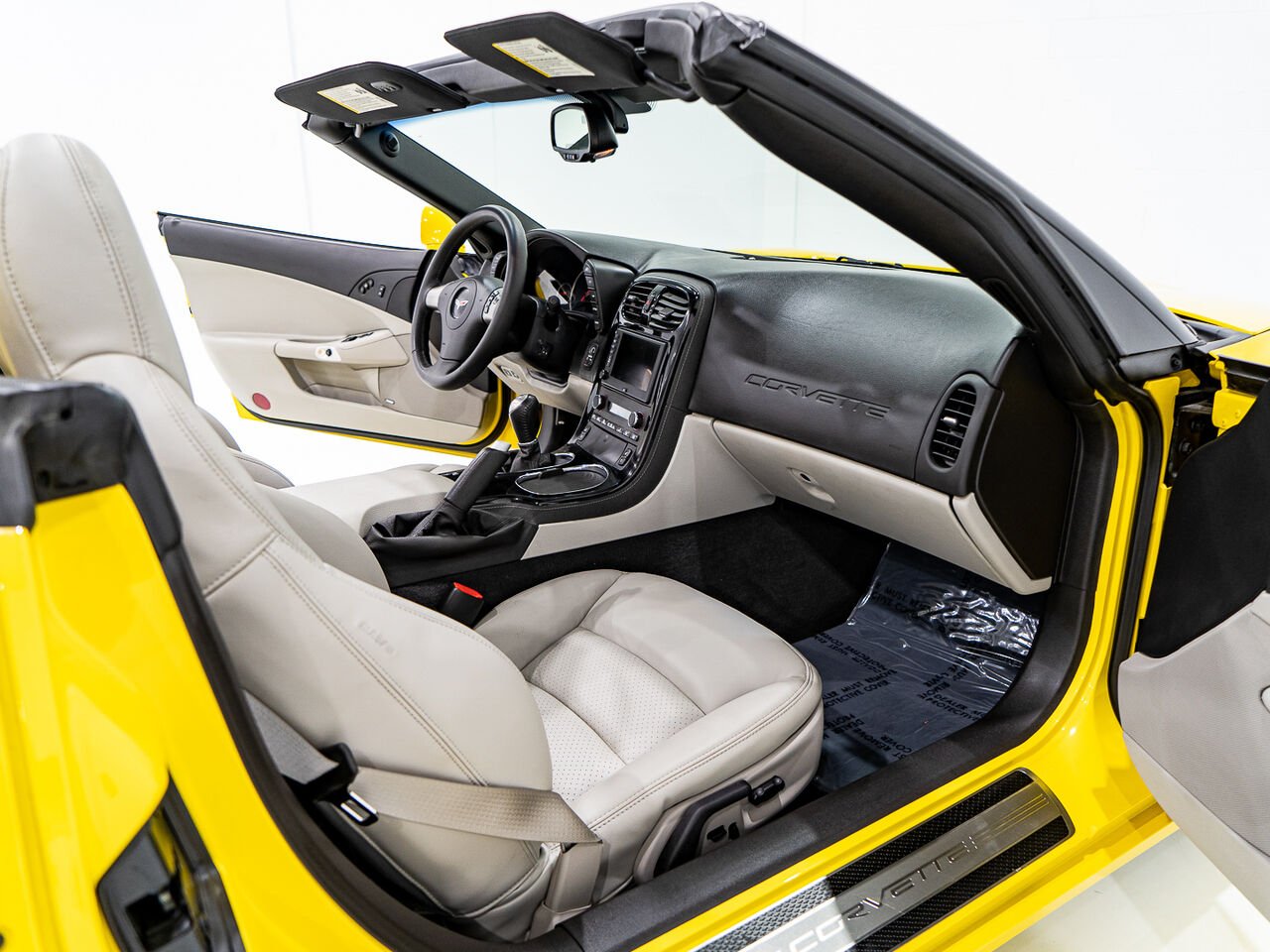 2008 Chevrolet Corvette With only 900km (563mi) From new with window sticker Yellow Kirkland - photo #24