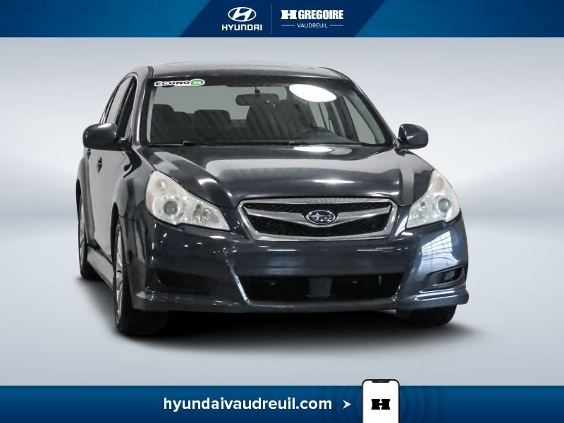 2010 Subaru Legacy Grey Laval - photo #0