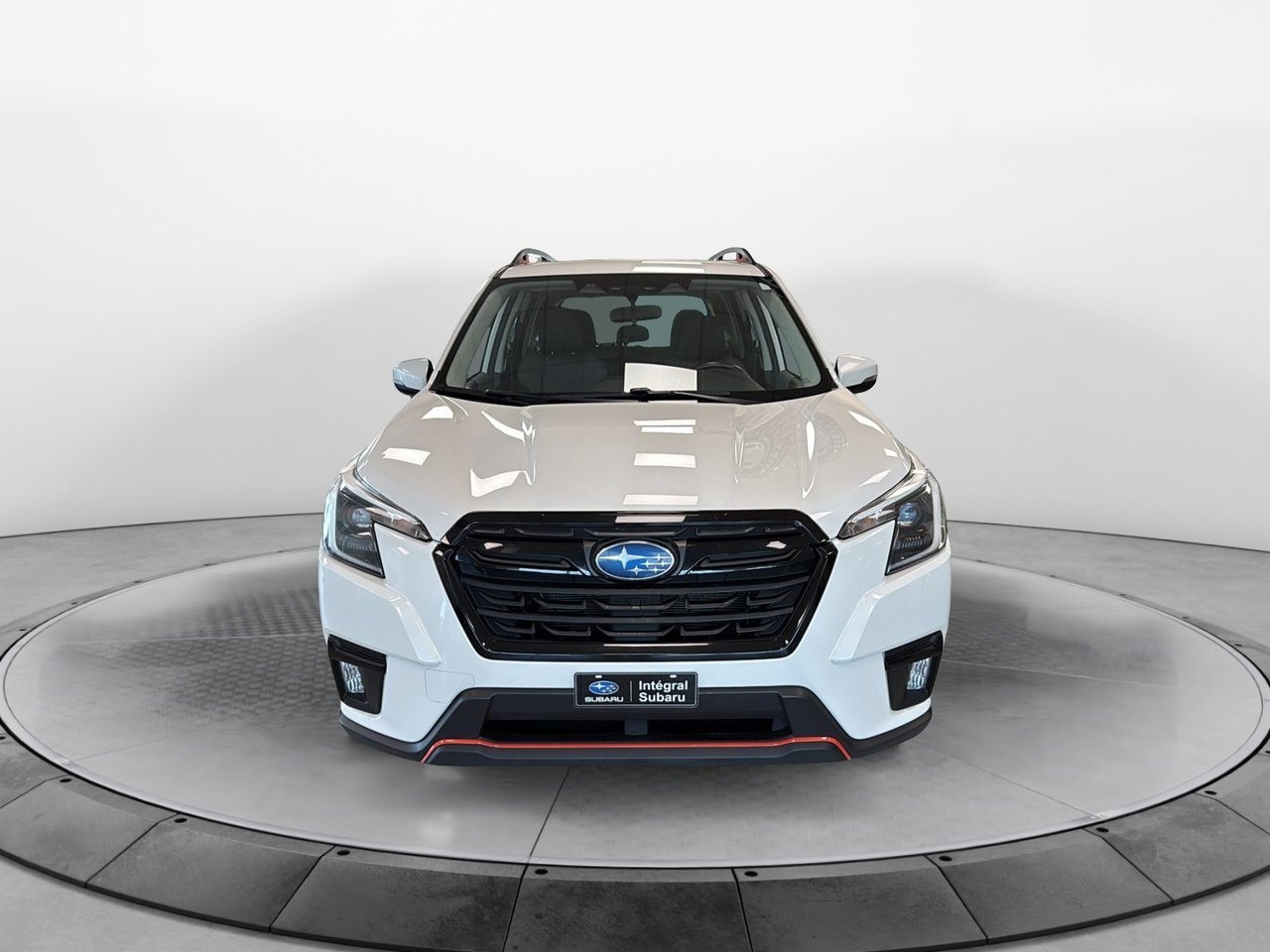 2023 Subaru Forester VIN JF2SKEHC7PH453950 White Chicoutimi - photo #2