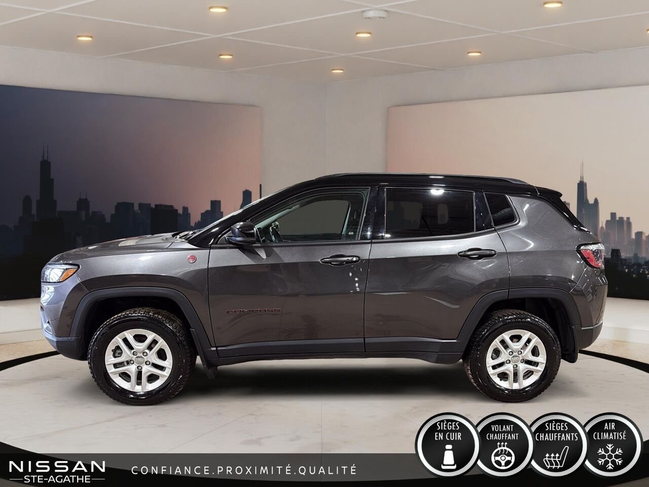 2022 Jeep Compass Trailhawk | 4X4 | VOLANT CHAUFFANT | ATTELAGE | CAMÉRA DE RECUL Grey Saint-Jérôme - photo #5