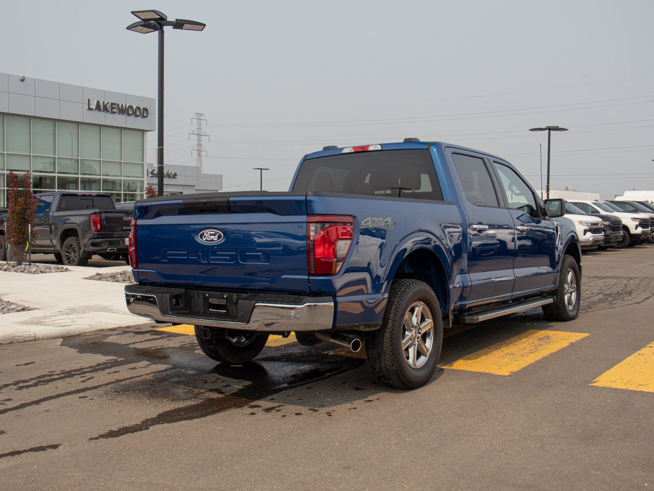2025 Ford F-150 XLT 4WD SuperCrew 5.5' Box Blue Sherwood Park - photo #9