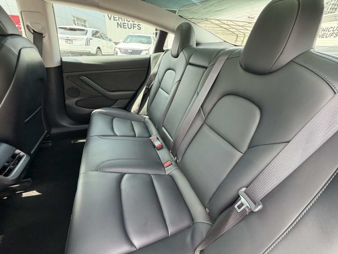 2021 Tesla Model 3 STANDARD RANGE PLUS Black Laval - photo #13