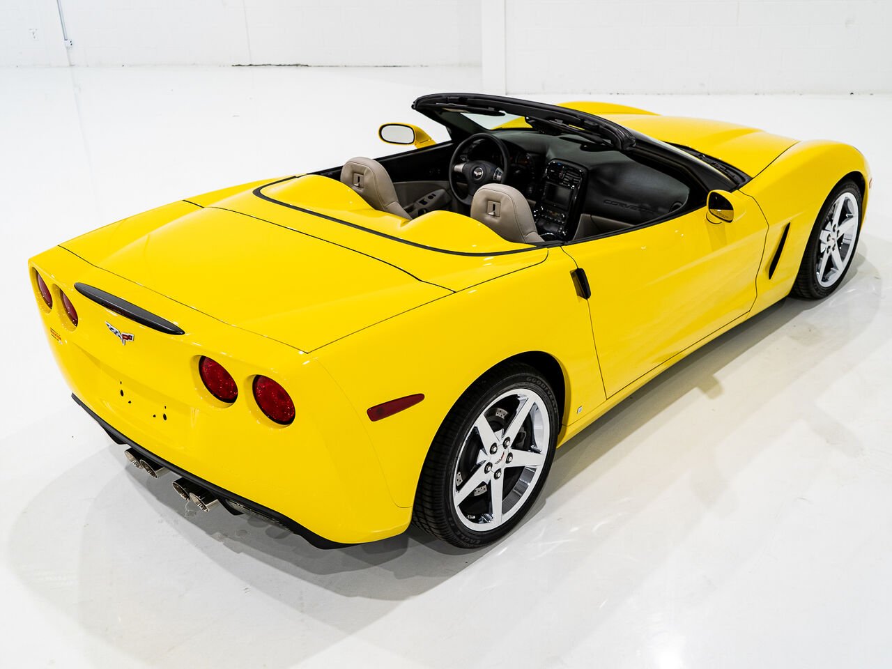 2008 Chevrolet Corvette With only 900km (563mi) From new with window sticker Yellow Kirkland - photo #17