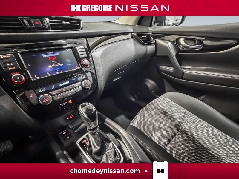 Nissan Qashqai 2022 Gris Laval - photo #20