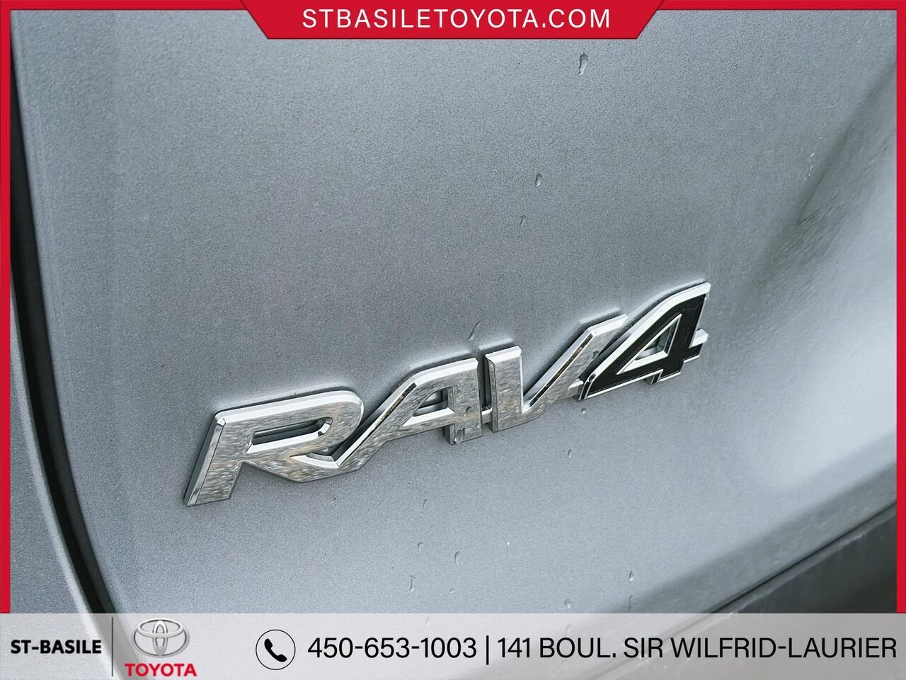 2025 Toyota RAV4 Silver Sky Metallic Saint-Basile-le-Grand - photo #5