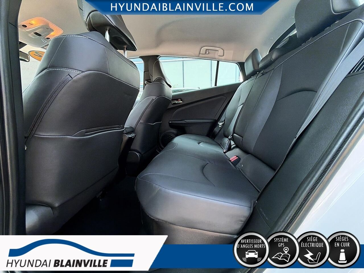 2022 Toyota Prius Prime White Blainville - photo #19